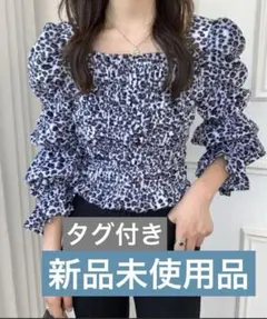 スクエアネックレオパード柄シャーリングブラウスのサムネイル