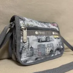 【美品】レスポートサック クラシックキューブクロスボディ マンハッタンツアーのサムネイル