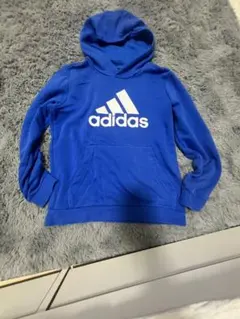 adidas パーカー 青