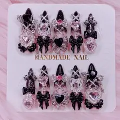 闇堕ち魔法少女 †❤︎ 地雷系×量産型 †❤︎ ゴテゴテネイル 黒ピンク グラデ ♡