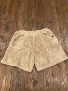 I'm HAPPY ボア ショートパンツ ベージュ