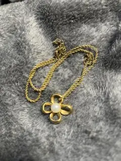 花モチーフ パール ネックレス