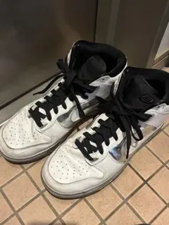 NIKE ハイカットスニーカー ホワイト/シルバー 25.5