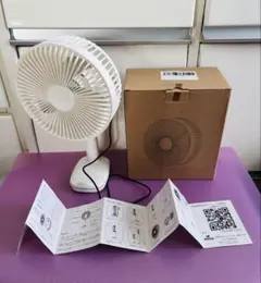 ※最終値下げ中♡リスカイ クリップ収納ファン 卓上扇風機 USB充電式 ホワイトのサムネイル