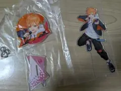 D賞　アクリルスタンド（東雲彰人） E賞　アクリルキーホルダー（東雲彰人）