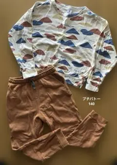 プチバトー　長袖トレーナー&スウェットパンツ　140のサムネイル
