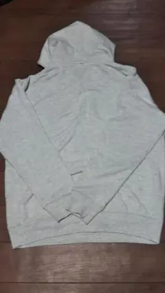 シャツ・パーカー・ショルダーバックまとめて