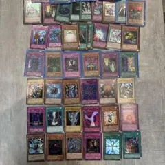 ハ*ー様 遊戯王カード　まとめ売り　引退品　レア50枚以上