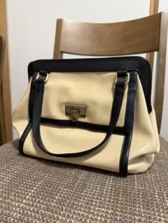ケイトスペード　ハンドバッグ　ショルダーバッグ　ベージュ