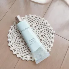 マキアージュ　ドラマティックフォルミンググロウベース