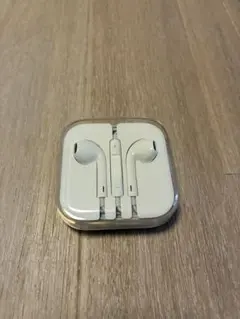 【未使用】Apple 純正 有線イヤホン 3.5mmプラグ ケース付