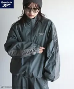 Reebok 別注スモールベクター刺繍裾ドロストナイロンジャケット XL