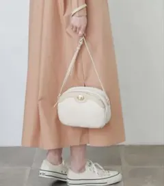 SENSEOFPLACE センスオブプレイス　ショルダーバック　クリーム色