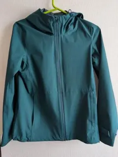 ユニクロ　UNIQLO ブロックテックパーカー　Mサイズ　ダークグリーン