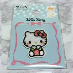 【新品未開封】サンリオ　Sanrio　お座り　刺繍ワッペン　ハローキティ