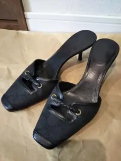 【正規品】GUCCI グッチ ホースビット シマレザー ミュール 黒 35.5 正規品】GUCCI グッチ ホースビット シマレザー ミュール 黒 35.5