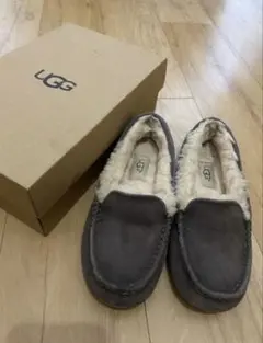 UGG グレーモカシン