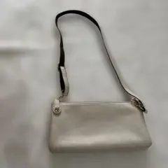 ライトグレー レザー ショルダーバッグ
