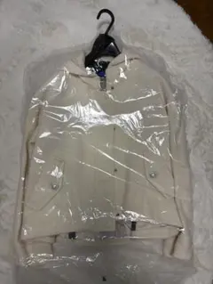 ブルーレーベル　白　上着