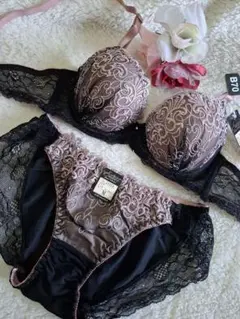 Item thumbnail for item 4bfd9b5b-e984-475a-891a-c5789c0cfeaa