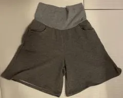 マタニティパンツ　Mサイズ　グレー　ハーフパンツ　ショートパンツのサムネイル
