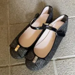 AIZEM フラットシューズ　黒　ラメ18.5cm〜19.5cm