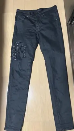Amiri スリムフィットデニム コーティング 28のサムネイル