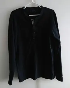 【トミーヒルフィガー】長袖Tシャツ ブラック