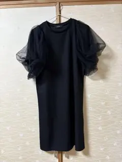 Latina ワンピース 黒 ミニ丈のサムネイル