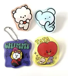 BT21 バッジ　キーホルダー