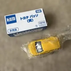 トミカ トヨタ パッソ（黄色）非売品のサムネイル