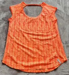 Under Armour オレンジ タンクトップSM