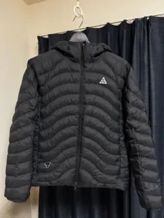 ナイキ acg Lava Flow ルナフロー ジャケット 黒 Mのサムネイル