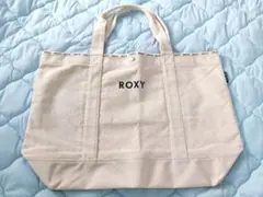 【新品未使用品】ROXY トートバッグ 生成り　キャンバス生地　大きなサイズのサムネイル