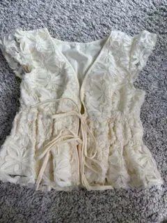 SHEIN 完売 フラワーレーストップス M 美品 フリル 韓国