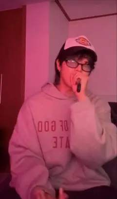 ESSENTIALS エッセンシャルズ HOODIE HAN ハン着用のサムネイル