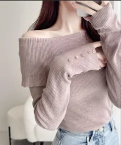 オフショルダーニット