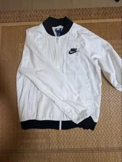 Nike ホワイト ジャケット M