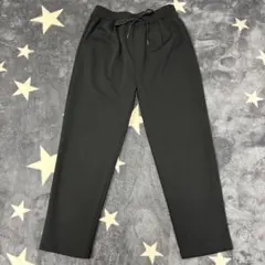 ブラック パンツ