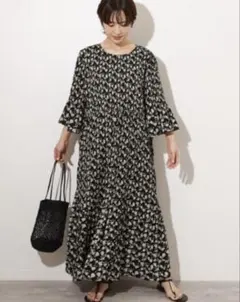 JOURNAL STANDARD relume 花柄マジョリカプリーツワンピース