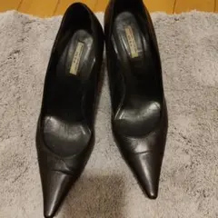 セブントゥエルブサーティー37サイズ黒パンプス