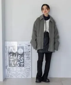 シャギーZIPミドルコート