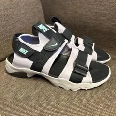 2025年最新】nike キャニオンサンダル 26の人気アイテム - メルカリ