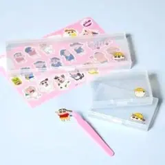 韓国　クレヨンしんちゃん　公式商品　マルチケース　3個入り　シール付き