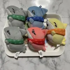 ダイソー　おでかけ子ザメ　ぬいぐるみキーホルダー　セミコンプ