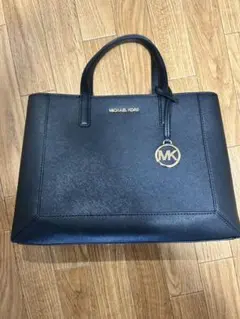 MICHAEL KORS ブラックハンドバッグ