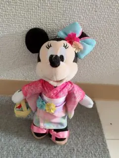 ミニーマウス 着物 ぬいぐるみバッジ