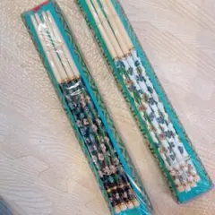 シンガポール購入⚫︎お土産品⚫︎花柄デザインの箸 4セット(白2 黒2)⚫︎完全未使用