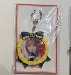 2026年最新】niziu リク 缶バッジの人気アイテム - メルカリ
