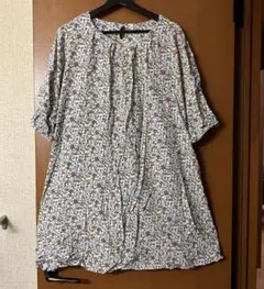 しまむら　シマムラ　3L カットソー　Tシャツ　チュニック　花柄
